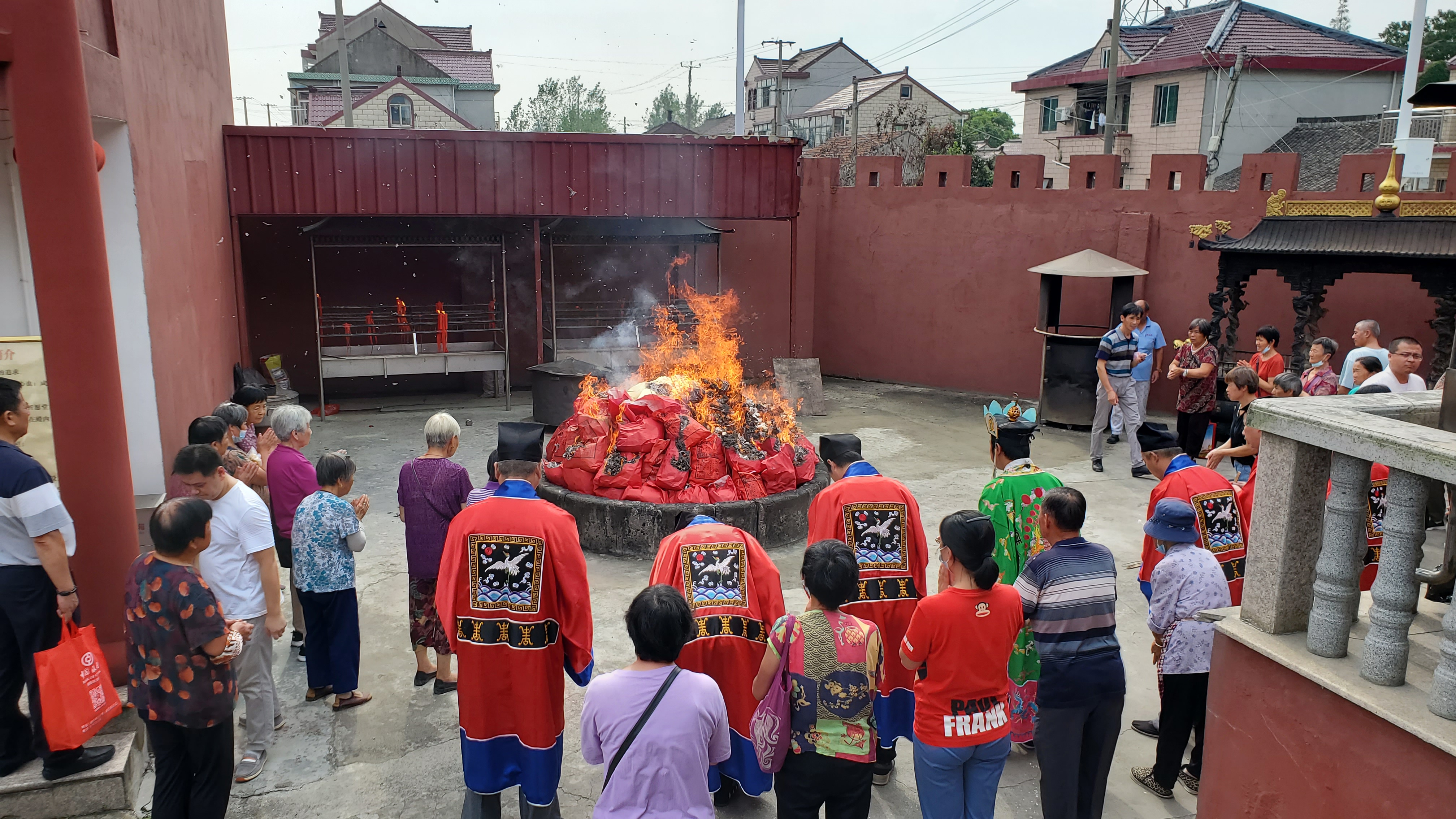 祝逸雯调研2.jpg